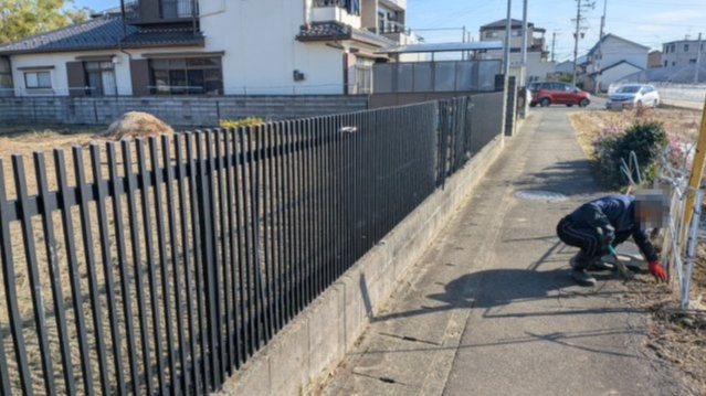 ４３６３９　岐阜市鷺山向井町土地の前面道路含む現地写真