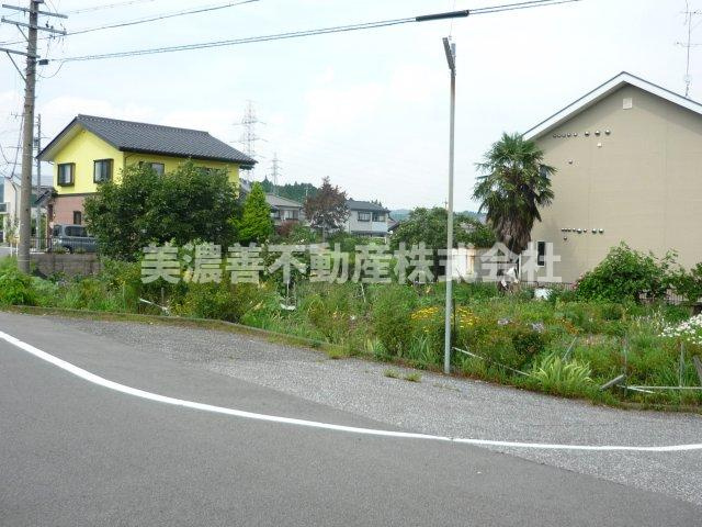 ４８８５５　不破郡垂井町土地の外観