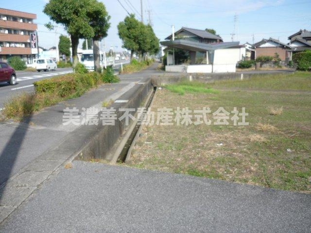 ５０８６５　安八郡神戸町丈六道土地の外観