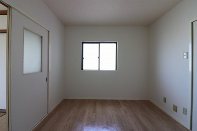 【洋室】 | ルーベデンス | きれいな洋室です