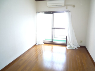 【居間・リビング】 | ミッキーハウス