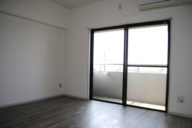 ドムス倉敷の居間・リビング|洋室