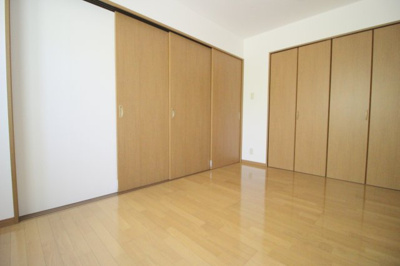 【寝室】 | ジュエル曽根東