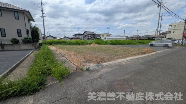 ５３０７２　羽島郡岐南町上印食土地の外観