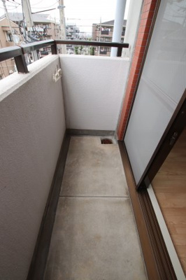 【バルコニー】 | 泉ヶ丘アイビースクエア