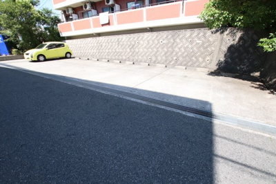 【駐車場】 | 泉ヶ丘アイビースクエア