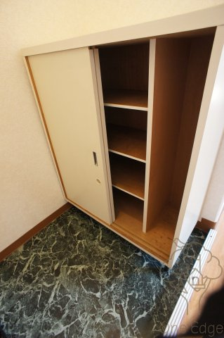 シティコーポMYの玄関