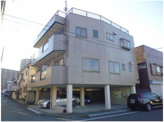 【外観】 | 南武線「矢向」駅より徒歩10分の3階建てマンション♪通勤通学はもちろん、お買い物やお出かけにもGood☆コンビニも近く便利な住環境です☆