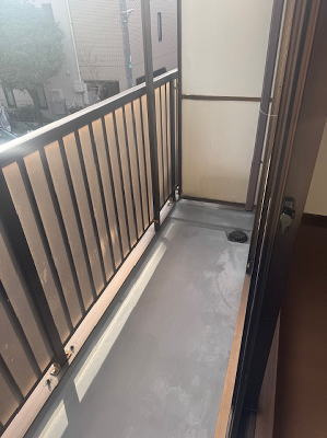 【バルコニー】