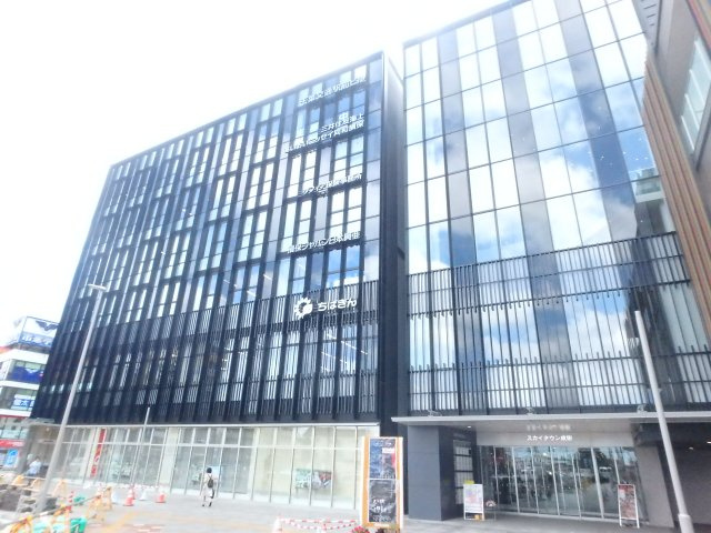 スカイタウン成田Ａ棟の外観