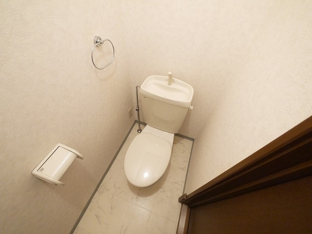 パセオ．メルベーユＢのトイレ|コンパクトで使いやすいトイレです