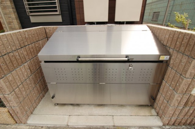 【その他共用部分】 | クロスロード・シン | ☆共同ゴミ捨て場☆