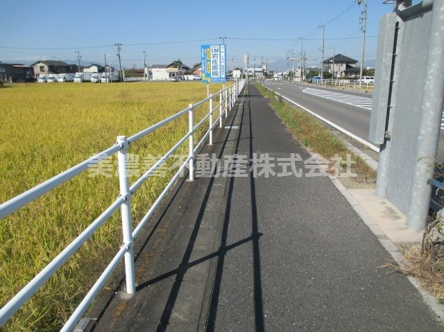 ４１９５２　羽島市正木町森土地の外観