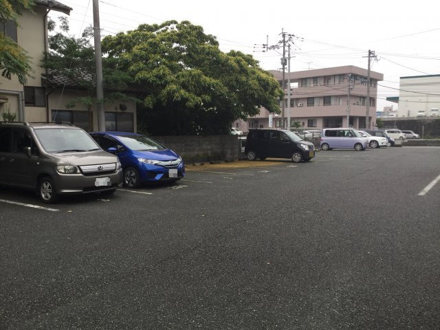 プレミール B棟の駐車場|駐車場があります