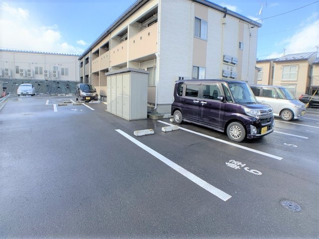 アメージングN.Yの駐車場
