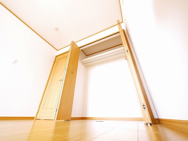 ブリーゼ・Ｆの収納|小物を収納するのに便利です