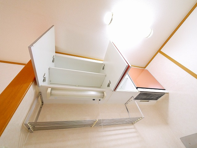 ブリーゼ・Ｆのキッチン|収納スペースばっちりキッチンです