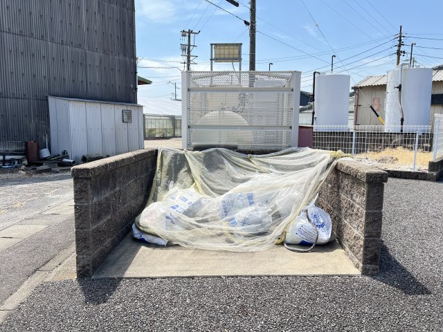 カーミー芳川Aのその他共用部分|ゴミ置き場
