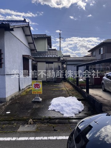３０５９８　本巣市七五三土地の外観
