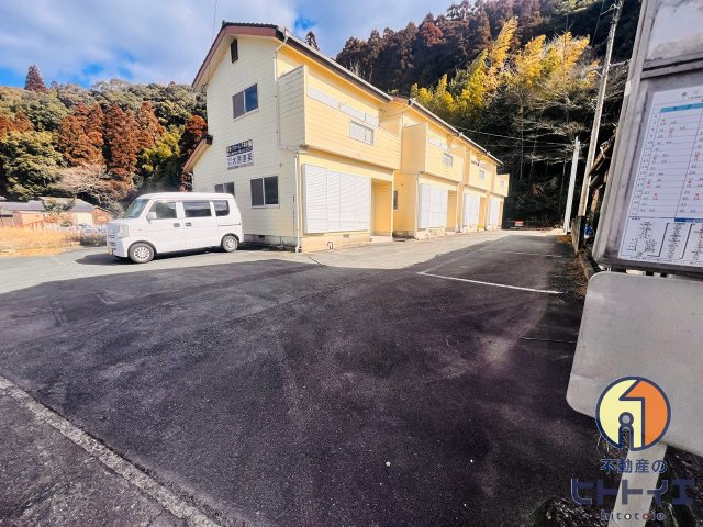 大隈コーポの駐車場