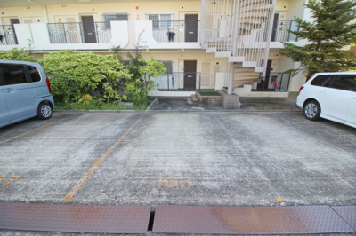 【駐車場】 | ハイツ三ツ池台