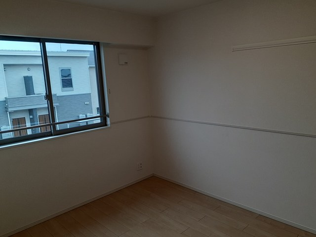 サンヴェール長者ヶ台Ａの洋室