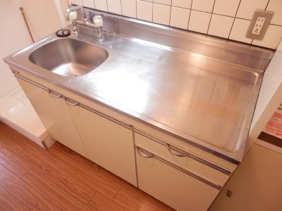 ヤングヴィレッジ嵯峨のキッチン