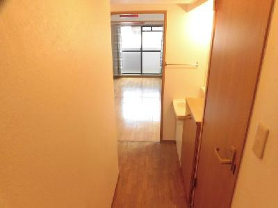 エステムコート京都烏丸の展望|玄関から～