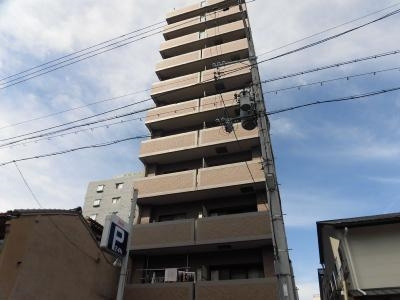 エステムコート京都烏丸の外観