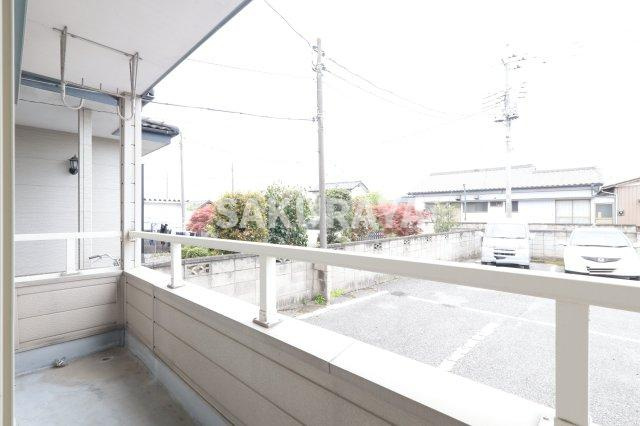 根岸コーポA棟（福居町）のバルコニー|2025年4月撮影。