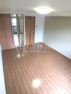  | プレサス天神