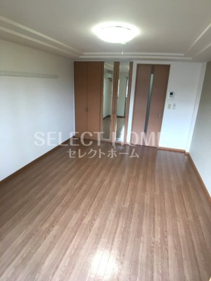  | プレサス天神