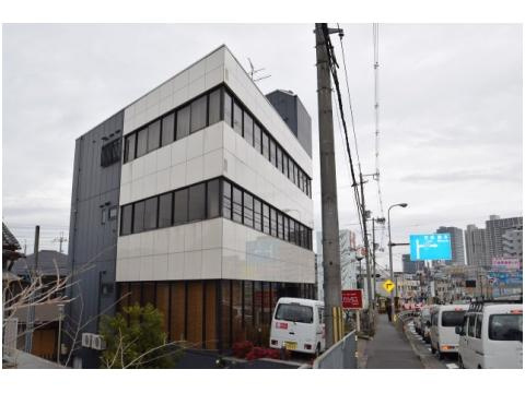 【外観】 | アヴィオール高槻