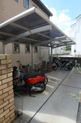 【駐車場】 | リンジュドゥプリムＥ