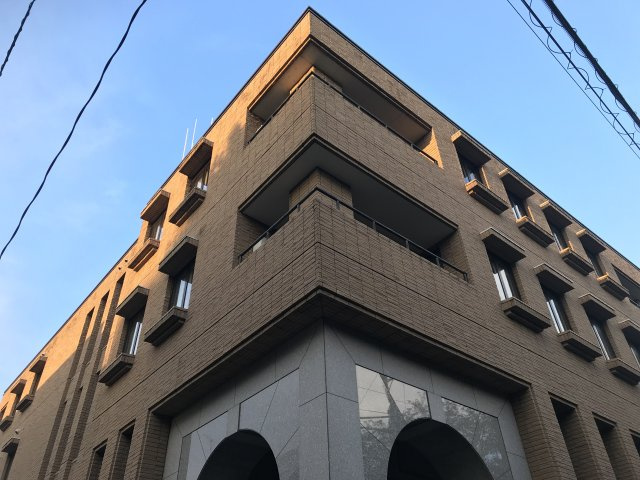 マヤ信濃町三番館