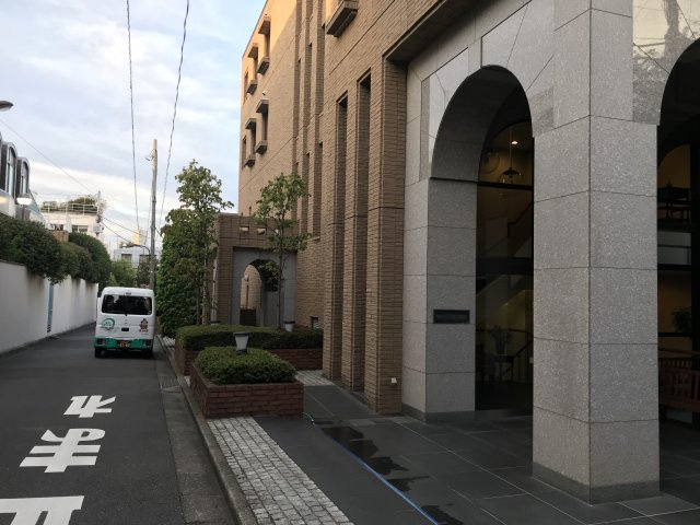 マヤ信濃町三番館