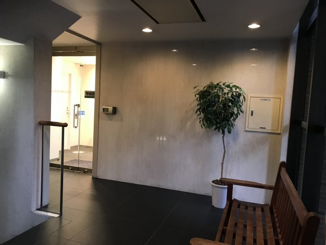 マヤ信濃町三番館