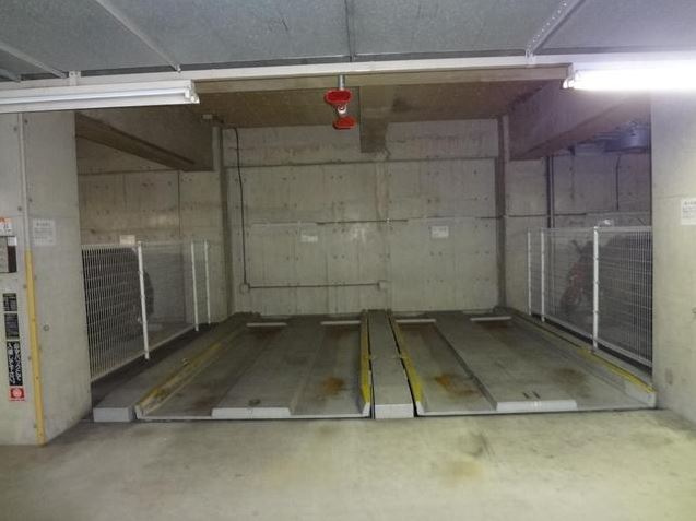 リエール市ヶ谷の駐車場|リエール市ヶ谷