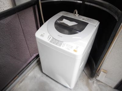 テルレスポワールの設備|敷地内共用ランドリー