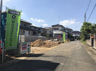 【前面道路含む現地写真】