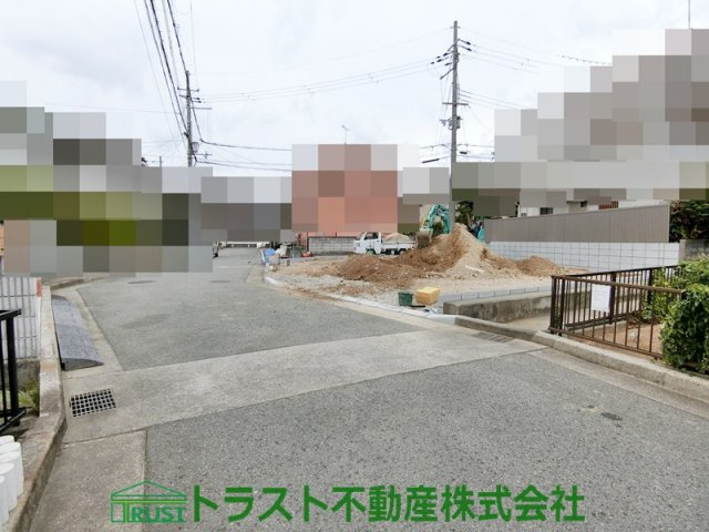 明石市魚住町清水 新築戸建の前面道路含む現地写真