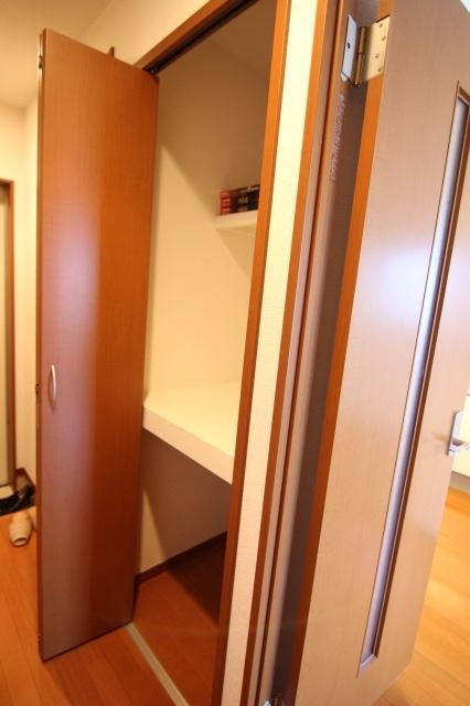 ベルフィオーレ日吉の収納|別部屋の参考写真です