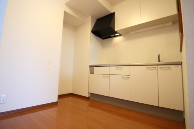 ベルフィオーレ日吉のキッチン|別部屋の参考写真です