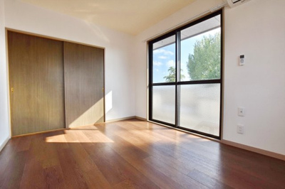 【寝室】 | フォーリスト21