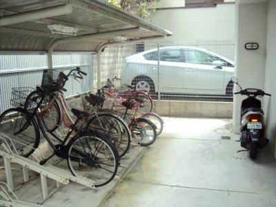 エステムプラザ京都五条大橋の駐車場|駐輪場