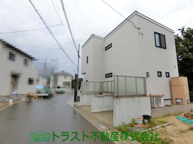 神戸市垂水区舞多聞西6丁目-29号地　新築戸建の前面道路含む現地写真