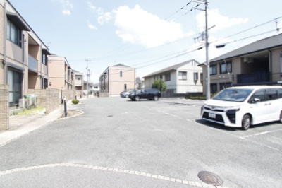 【駐車場】 | グレイスコート・香芝Ｄ | 駐車場があります