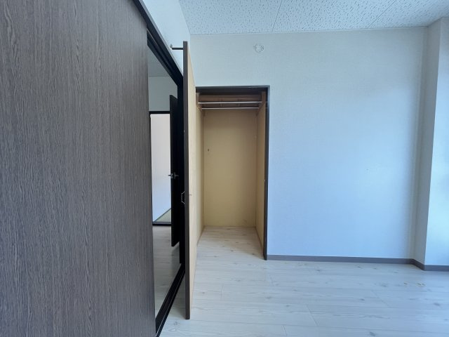 アロサールB棟の洗面所