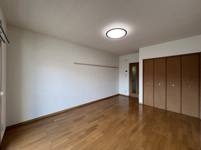 リバティーハウスの居間・リビング|洋室10帖