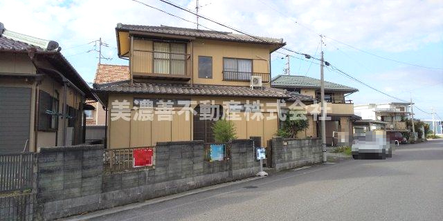 ５３０２０　安八郡神戸町大字神戸中古戸建ての外観